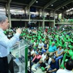 Leonel Fernandez 56