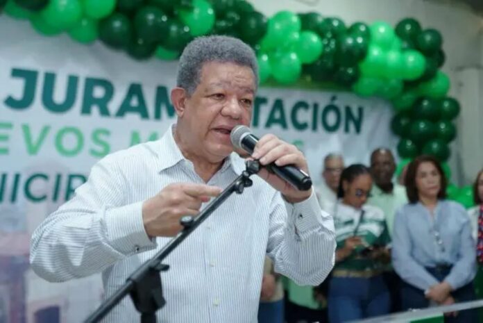 Leonel Fernandez 28