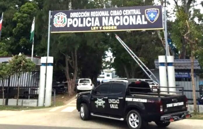 Sede de la Policía en Santiago de los Caballeros.