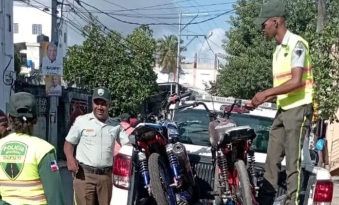 Agentes incautan pasolas