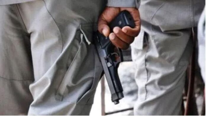 Arma- enfrentamiento-con-policias