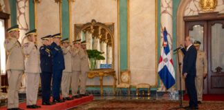 JURAMENTAN: Abinader posiciona a los nuevos mandos del Ejército, Fuerza Aérea y la Policía Nacional