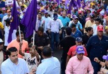 POLITICA: Danilo Medina juramenta a 1,150 nuevos miembros del PLD en Barahona