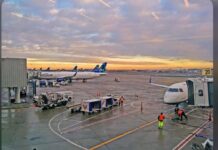 TRAGEDIA: Al menos cinco muertos tras estrellarse un avión de Amazon cerca del aeropuerto de Miami