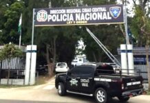 DE PELICULA: Policía identifica a implicado en robo de armas a patrulla mixta en Santiago