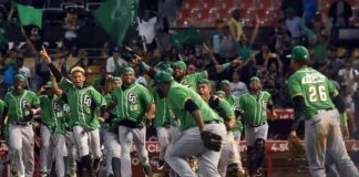 LIDOM: Estrellas castigan pitcheo de Leones y comienzan la temporada con 2-0