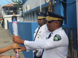 BONAO: General Miguel Mata Rodríguez recibe la antorcha de los IV Juegos Mundiales de Policías 2026